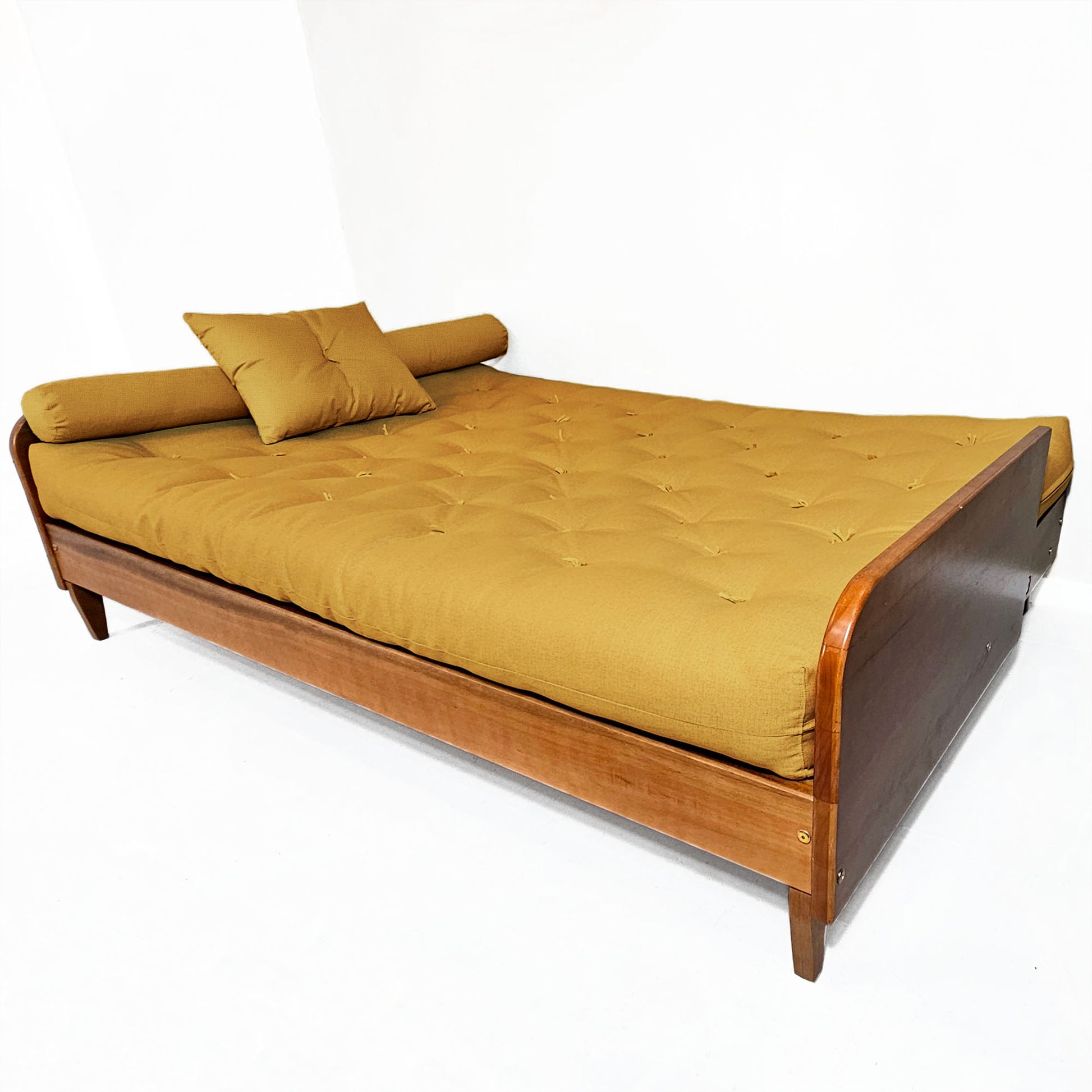 Sofá Cama Paris II Acquablock em Madeira Maciça Natural - Amarelo