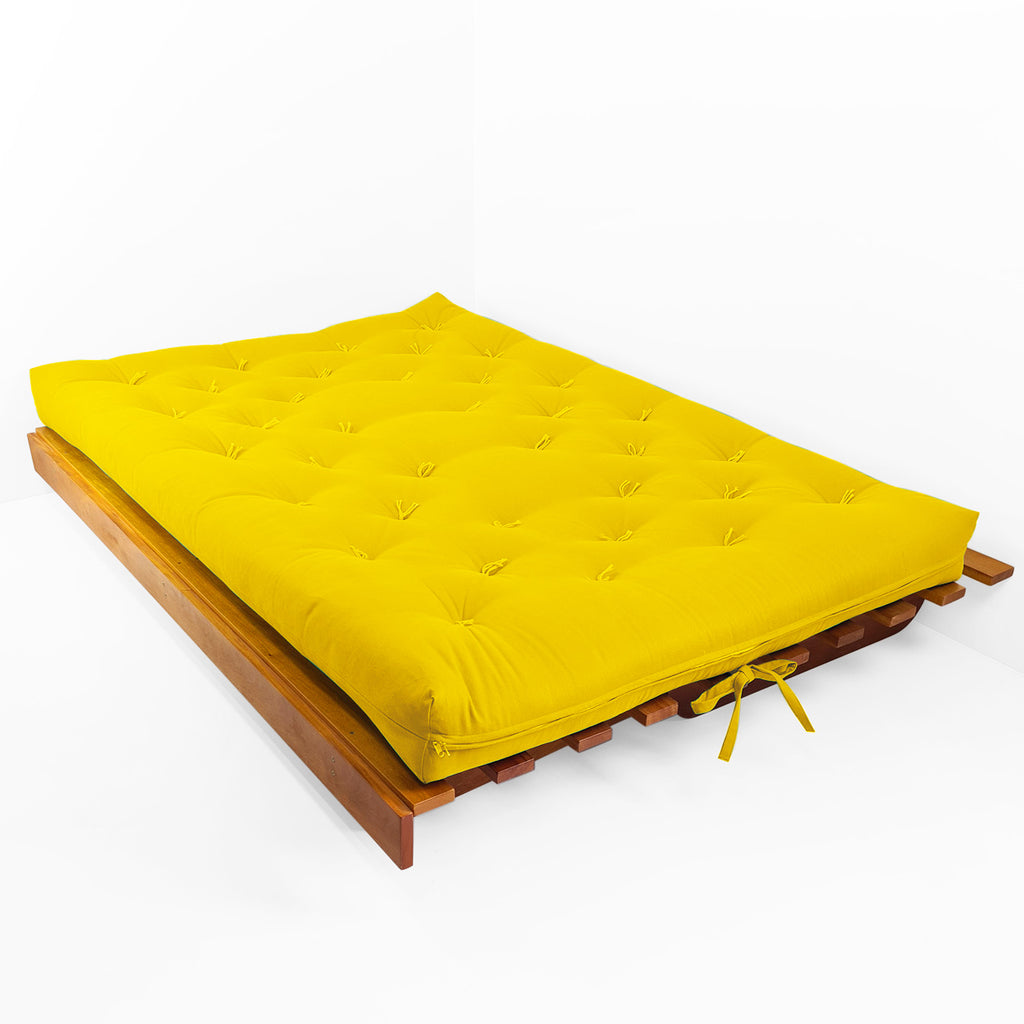 Sofá Cama Futon L Sarja Amarelo em Madeira Nobre Maciça