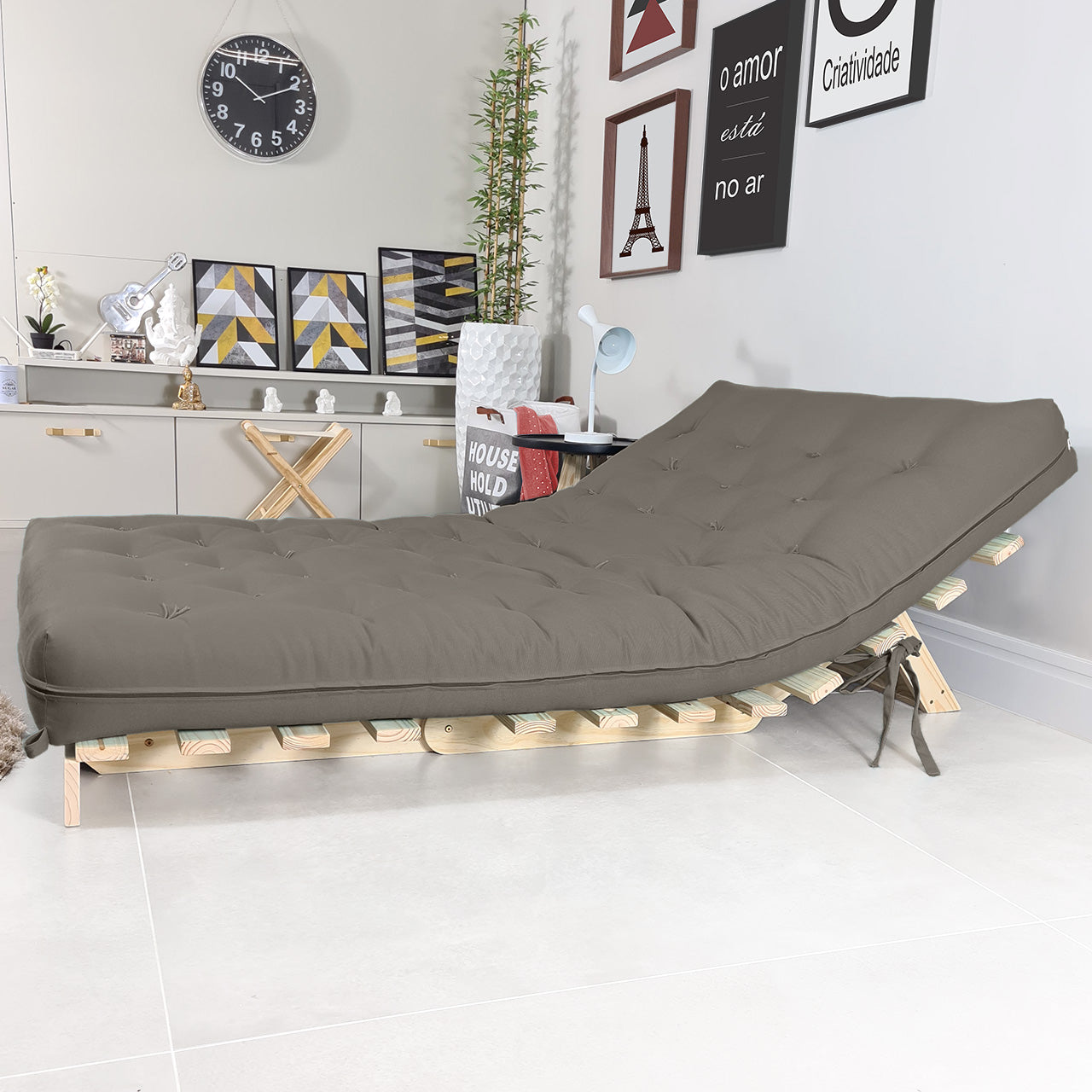 Sofa Cama Futon Casal Tokio Madeira Maciça Sarja Cinza
