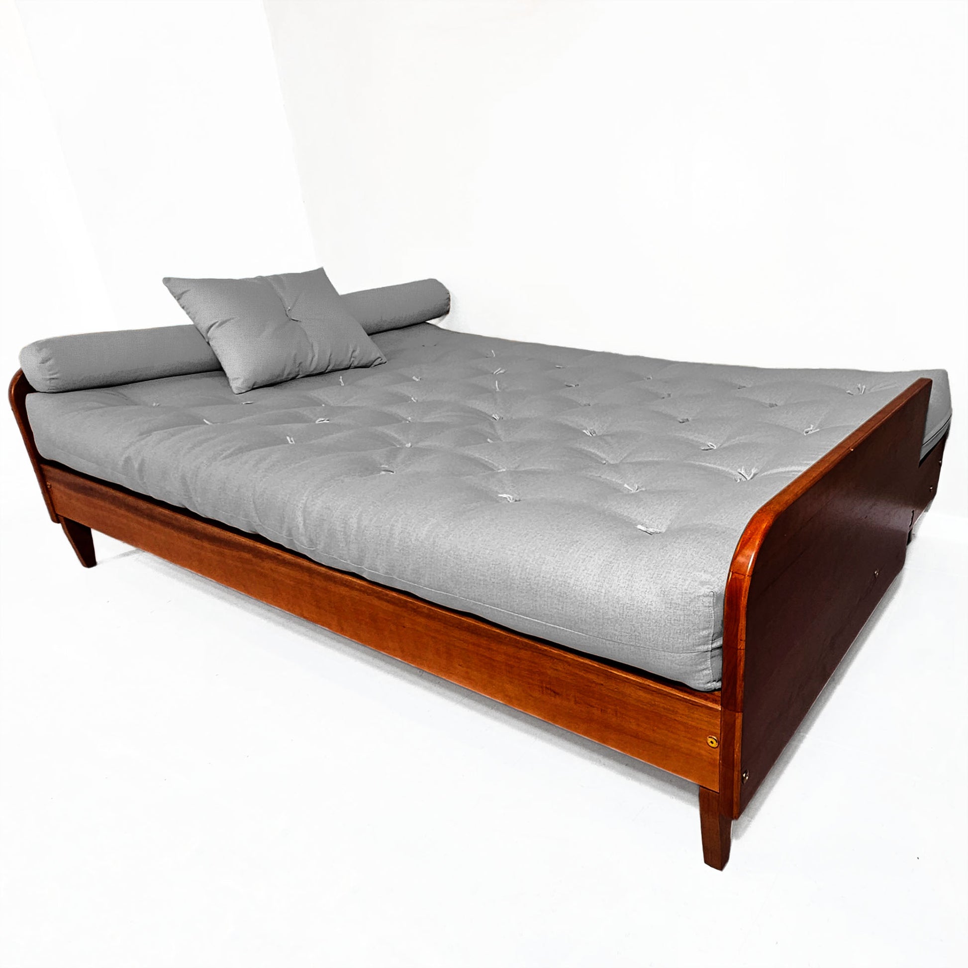Sofá Cama Casal Futon Paris II Acquablock Madeira Maciça Imbuia D33 - Cinza Linho