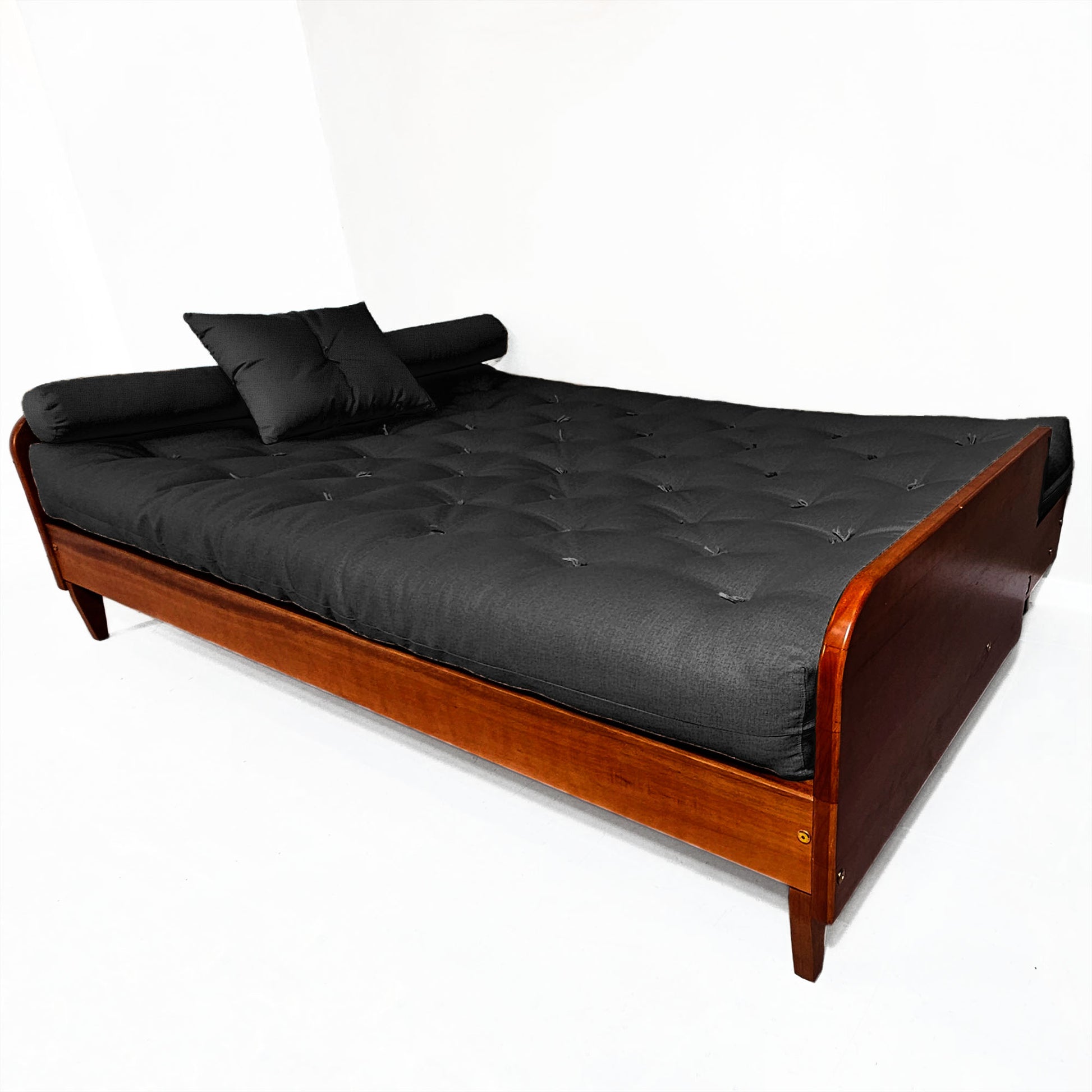 Sofá Cama Casal Futon Paris II  Acquablock Madeira Maciça Imbuia D33 - Preto