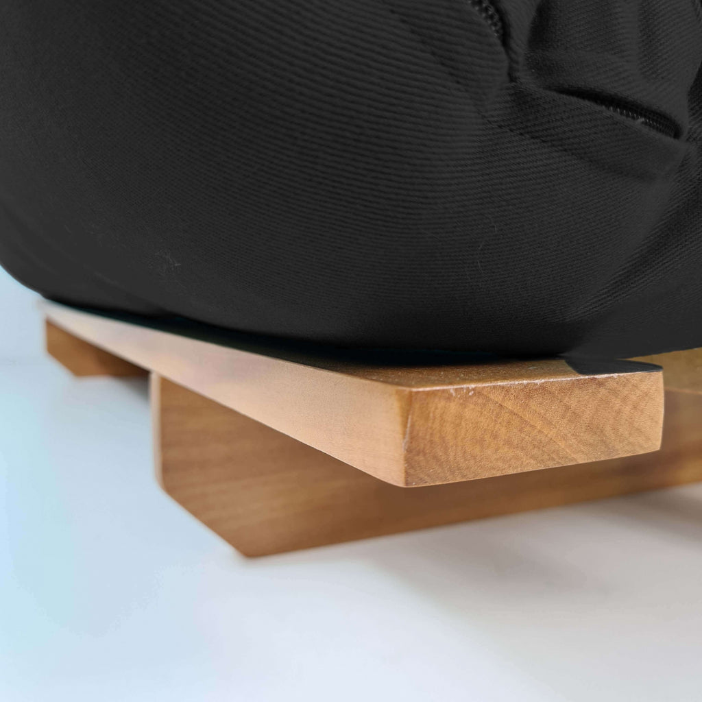 Sofá Cama Casal Futon Oriental Madeira Nobre Natural Preto