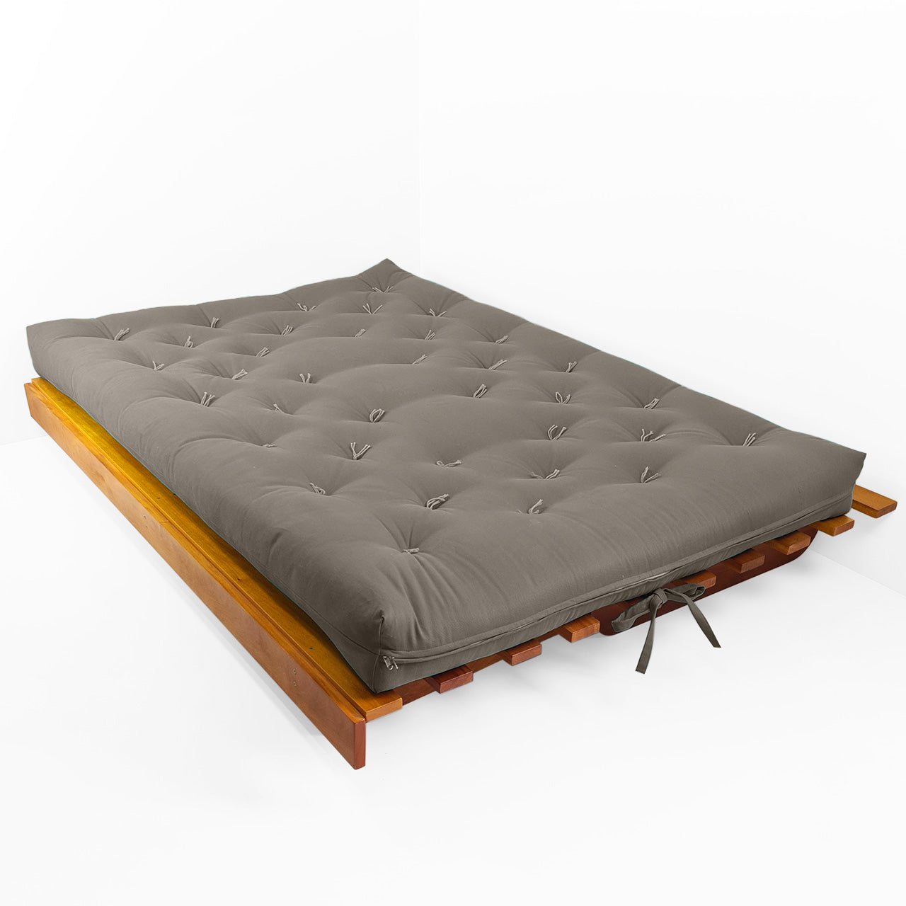 Sofá Cama Futon L Sarja Cinza em Madeira Nobre Maciça