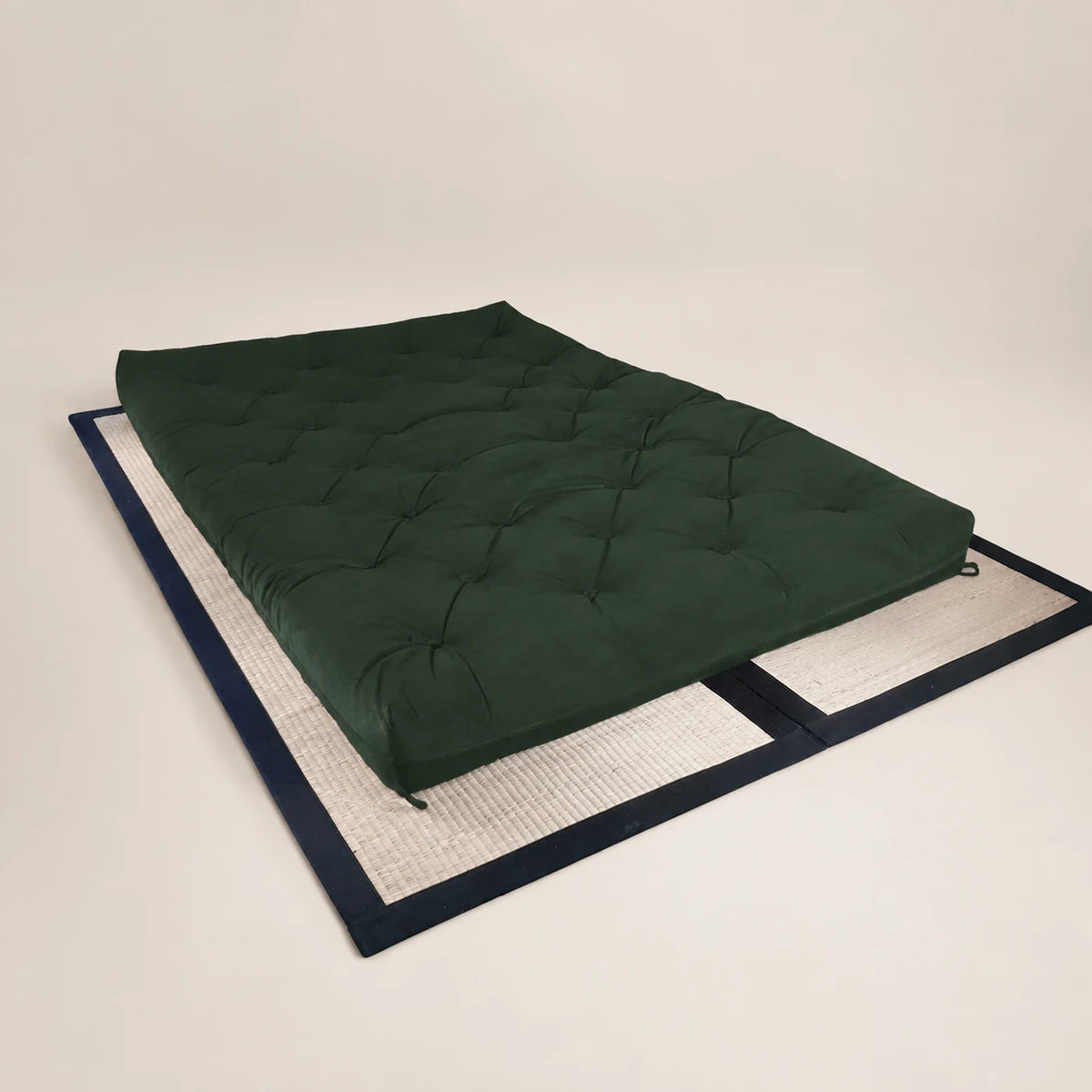 Futon Sofa Cama Casal D33 Tendencia Oriental Verde Militar