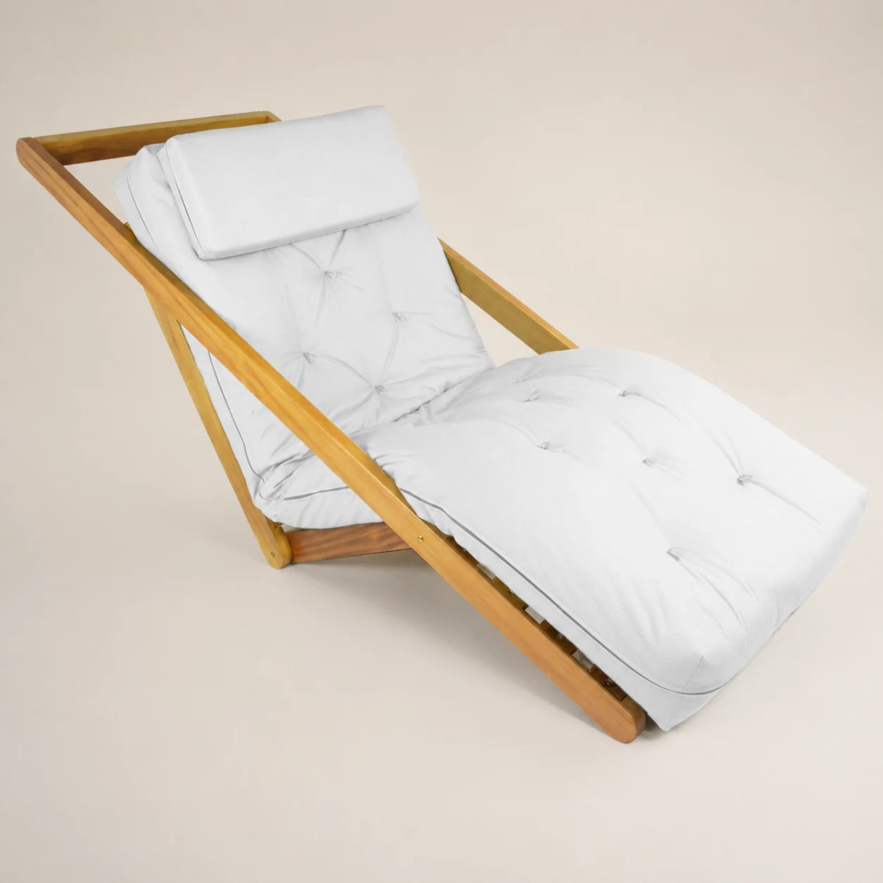 Poltrona New York Reclin�vel Solteiro Sala de Estar Madeira Nobre Acquablock Branco Off