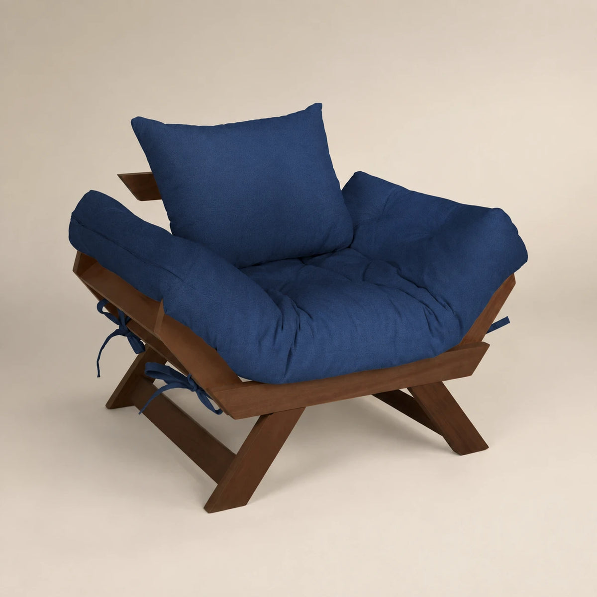 Poltrona Jap�o Acquablock Madeira Pinus Imbuia- Azul Royal