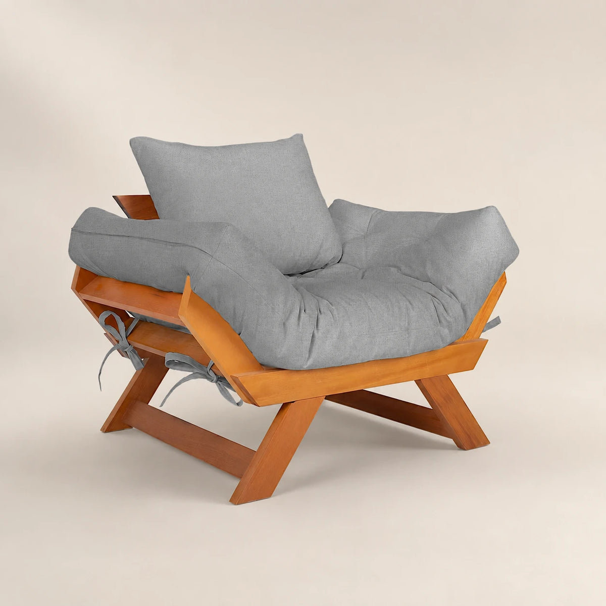 Poltrona Jap�o Acquablock Madeira Nobre Mel - Cinza Linho