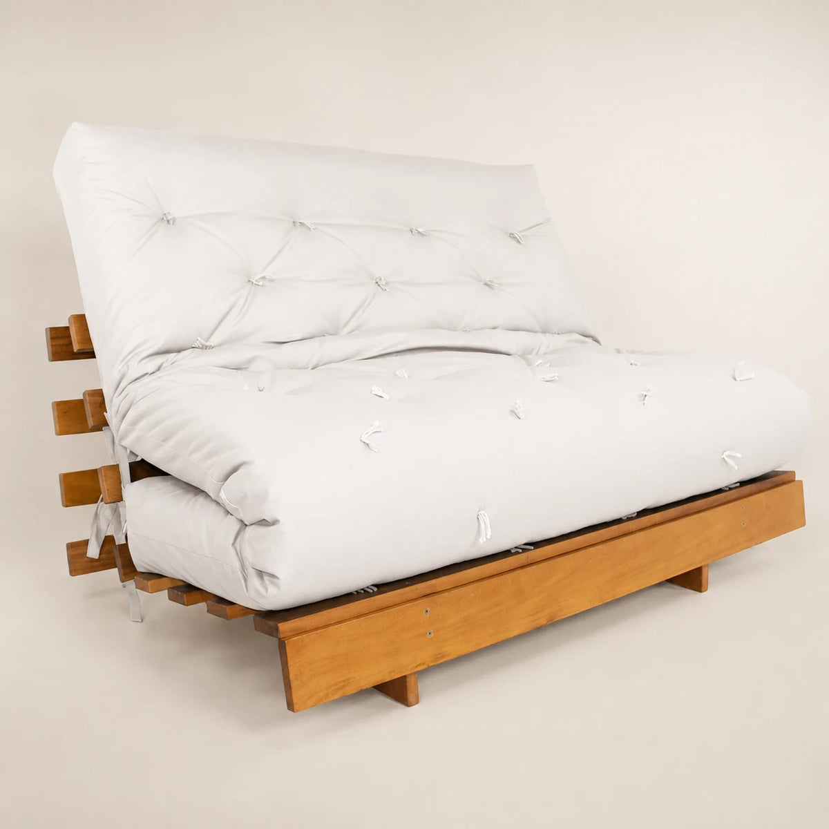 Sofá Cama Casal Futon Tokio Madeira Nobre Acquablock Branco Off